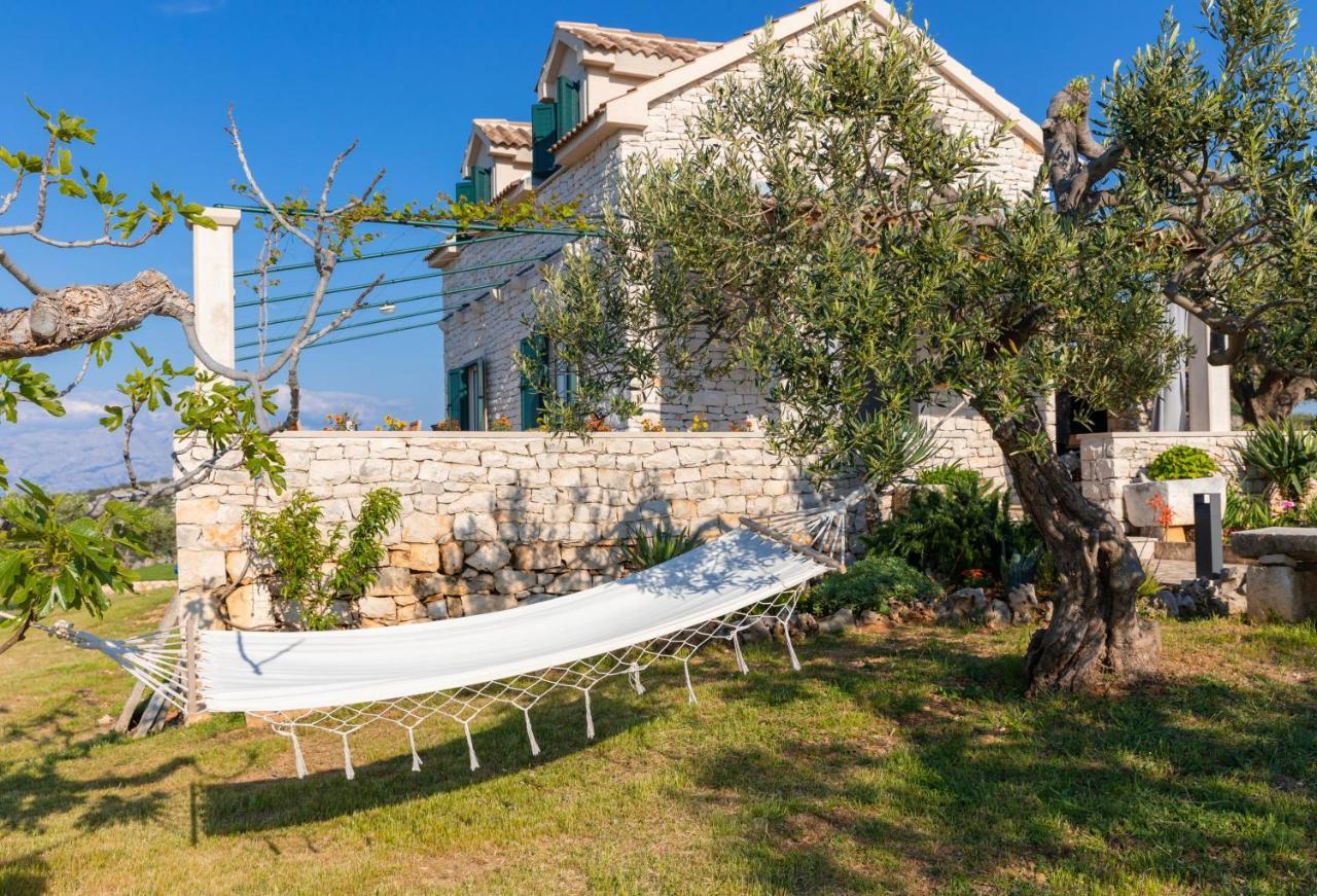 Marina Holiday Home Постира Экстерьер фото
