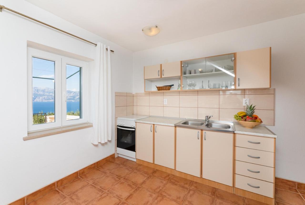 Marina Holiday Home Постира Экстерьер фото